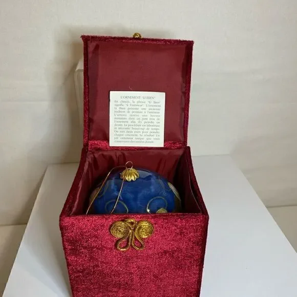 Li Bien Christmas Angel 2000 Ornament - Picture 4 of 7